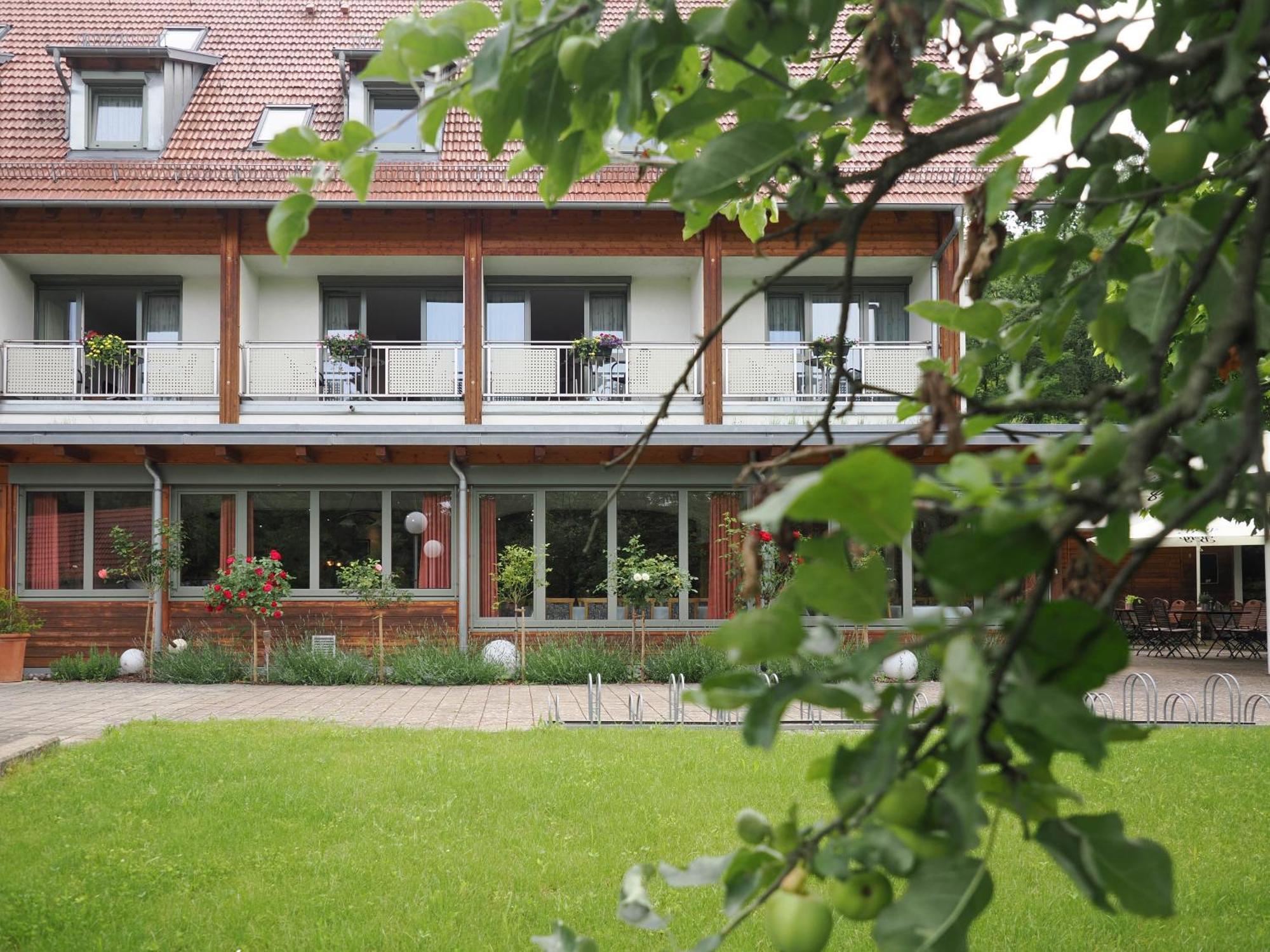 Landhotel Waldheim Pliezhausen Zewnętrze zdjęcie